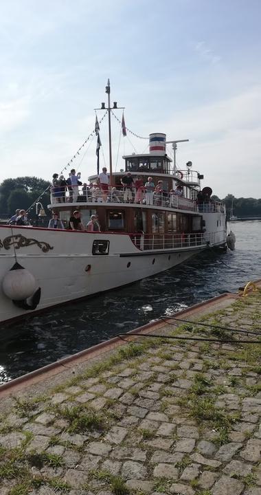 Eisstübchen Am Kanal